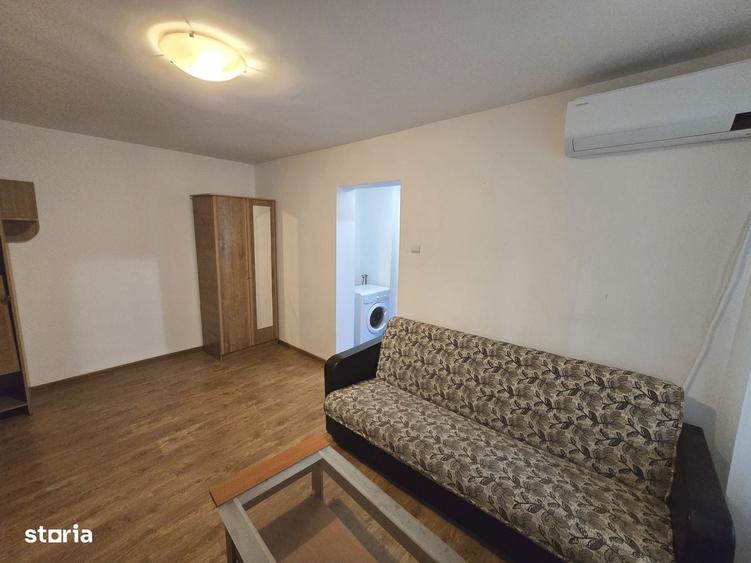 Apartament cu 2 camere decomandat în Crângași