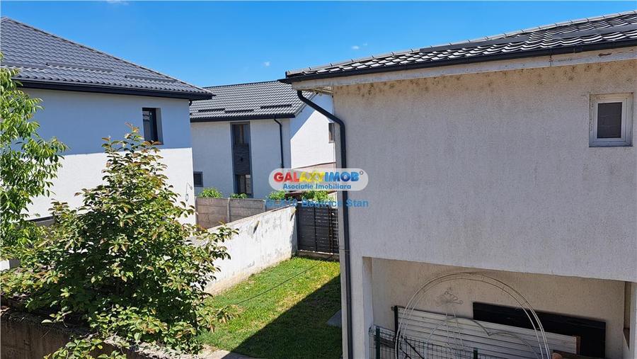 Casă cu 4 camere cu Teren 268 Mp în Est
