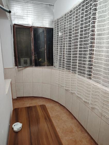Garsonieră decomandată în Tineretului