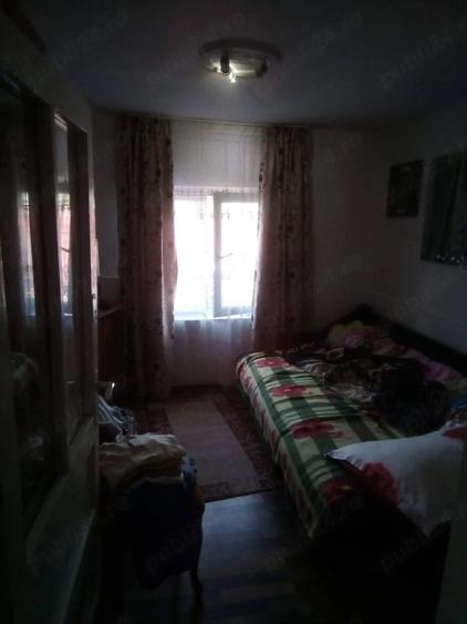 Casă cu Teren 683 Mp în Săveni