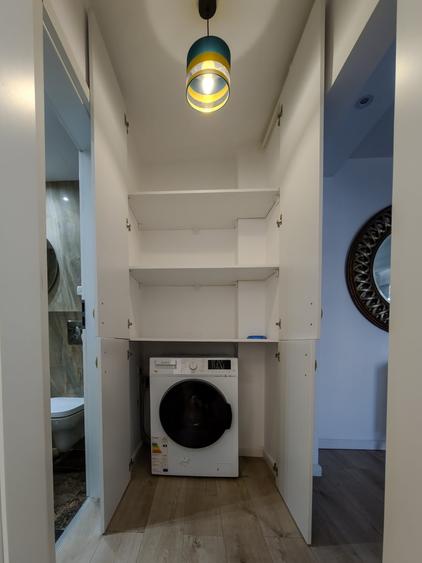 Apartament cu 2 camere semidecomandat, mobilat în P-ța Unirii