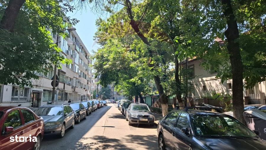 Apartament cu 2 camere, mobilat în Pieptănari