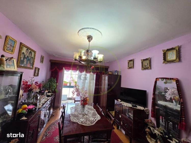 Apartament cu 4 camere decomandat în Hipodrom 3