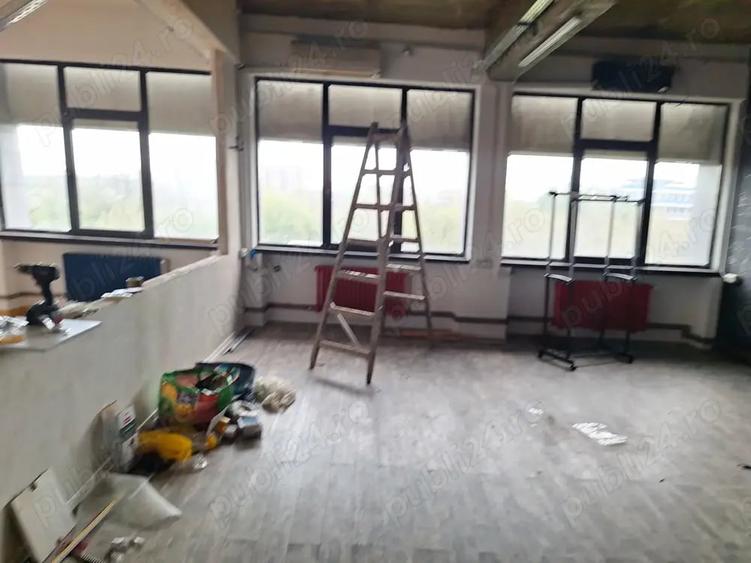 Spațiu comercial, de 98 mp, în Vitan