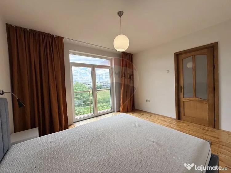 Casă cu 5 camere cu Teren 100 Mp în Florești