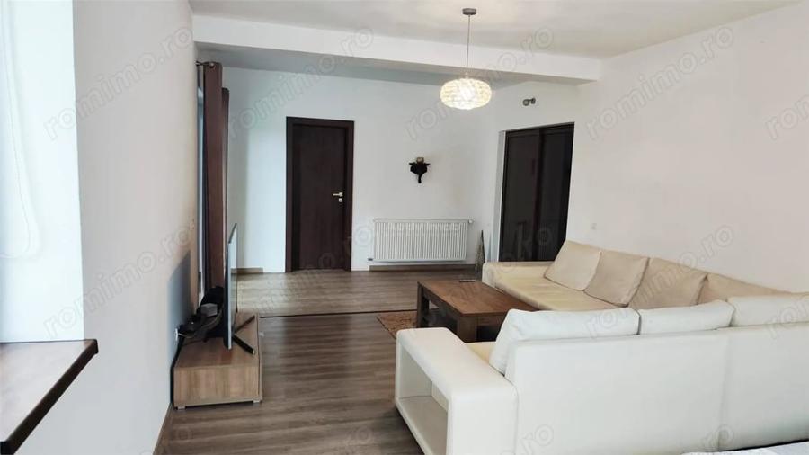 Casă cu 5 camere cu Teren 503 Mp în Central