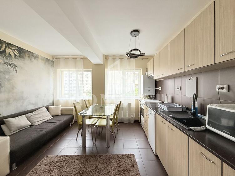 Apartament cu 3 camere semidecomandat, mobilat în Mărăști