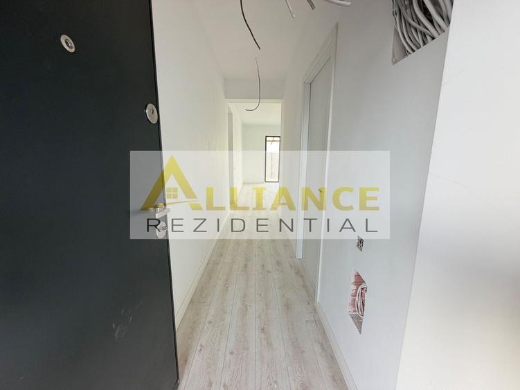 Casă individuală cu 4 camere cu Canalizare în Berceni