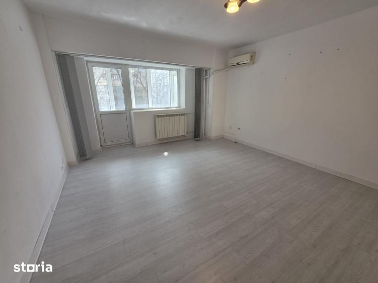 Apartament cu 2 camere decomandat în Decebal