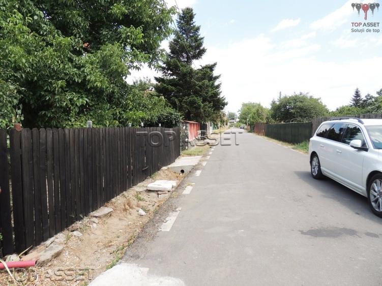 Teren Construcții intravilan de 1050 mp, în Periș