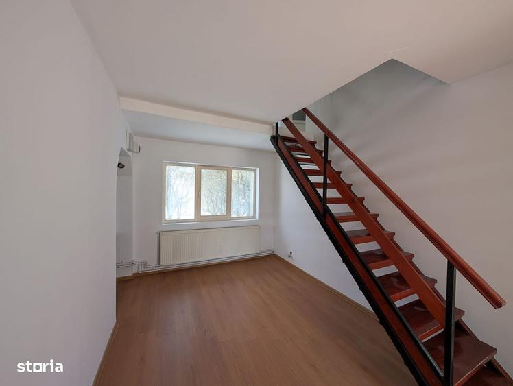 Casă cu 4 camere cu Teren 1300 Mp în Aluniș