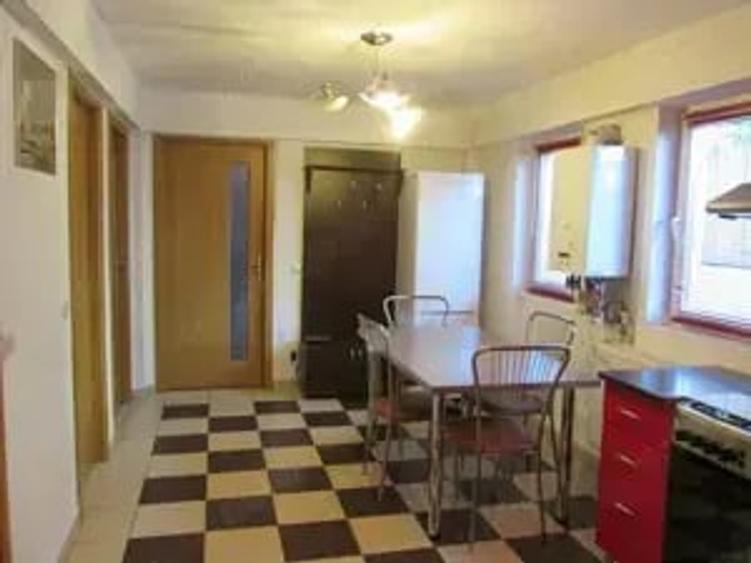 Apartament cu 2 camere decomandat în Între Lacuri