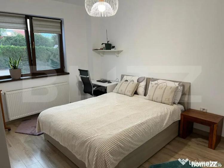 Apartament cu 2 camere semidecomandat în Valea Adâncă
