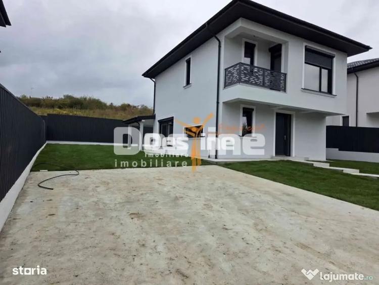 Casă cu 4 camere cu Teren 394 Mp în Miroslava