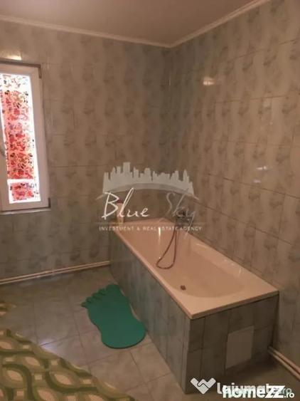 Casă cu 8 camere cu Teren 330 Mp în Eforie