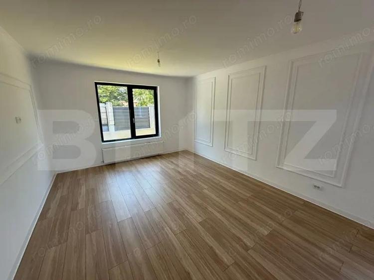 Casă cu 7 camere cu Teren 329 Mp în Central
