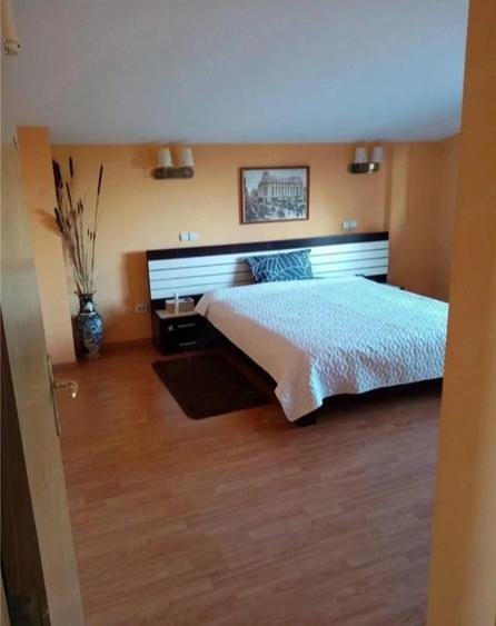 Casă cu Teren 1260 Mp în Central