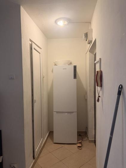 Garsonieră semidecomandată în Titan