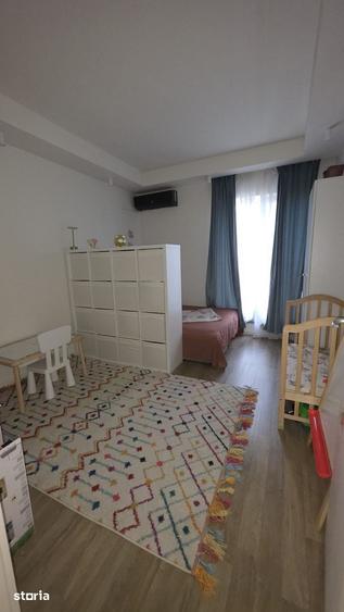 Apartament cu 3 camere în Ștefăneștii de Jos