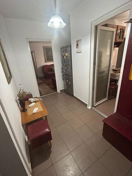 Apartament cu 2 camere decomandat în UTA