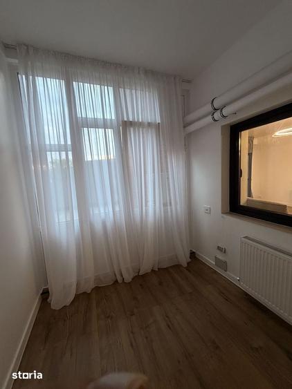 Apartament cu 2 camere decomandat în Pajura