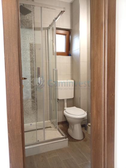 Casă individuală cu 4 camere cu Canalizare în Iosia