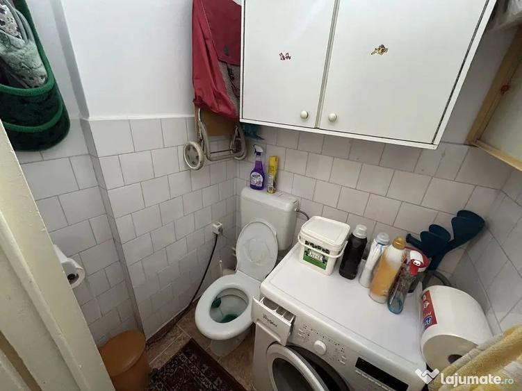 Apartament cu 3 camere decomandat în Dacia
