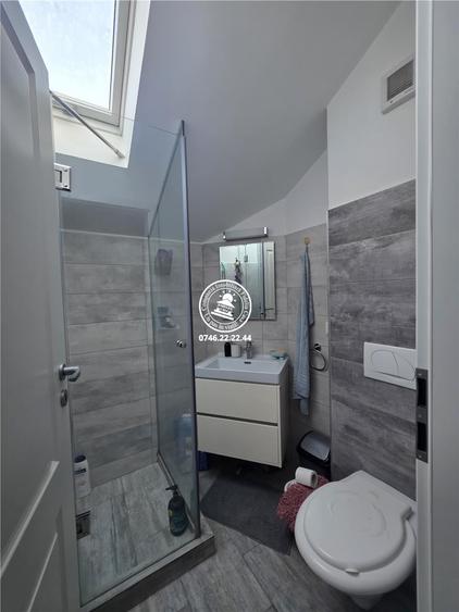 Apartament cu 3 camere în Valea Lupului