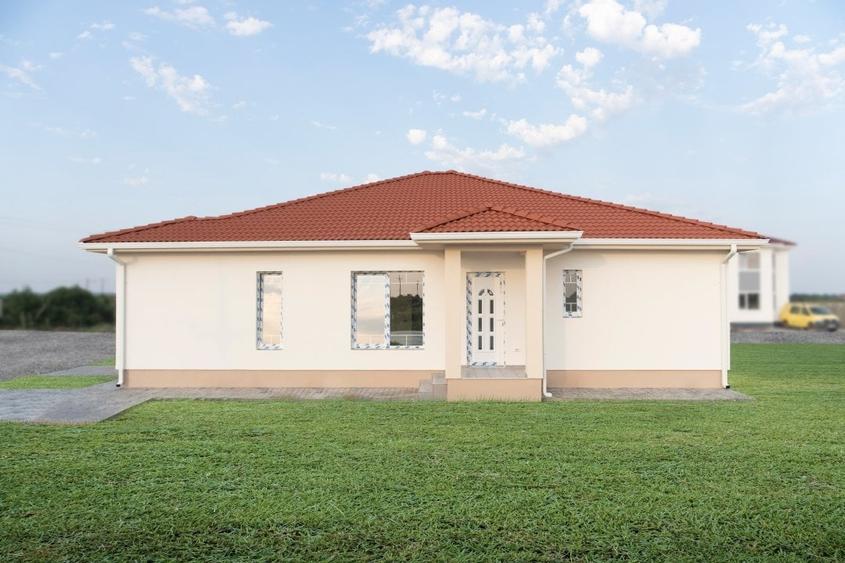 Duplex cu 3 camere cu Teren 280 Mp în Aeroport