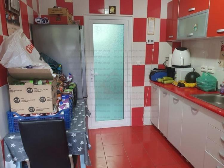 Casă individuală cu 5 camere cu Teren 371 Mp în Berceni