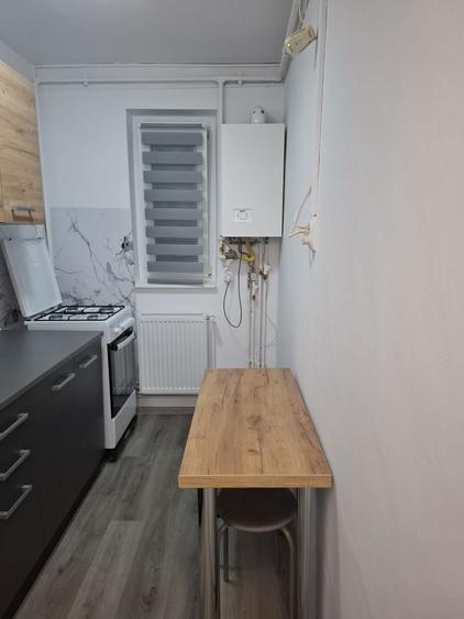 Garsonieră decomandată în Bartolomeu