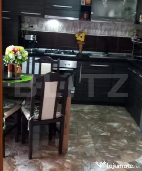 Apartament spa?ios cu loc de parcare privat inclus in pre? - 3