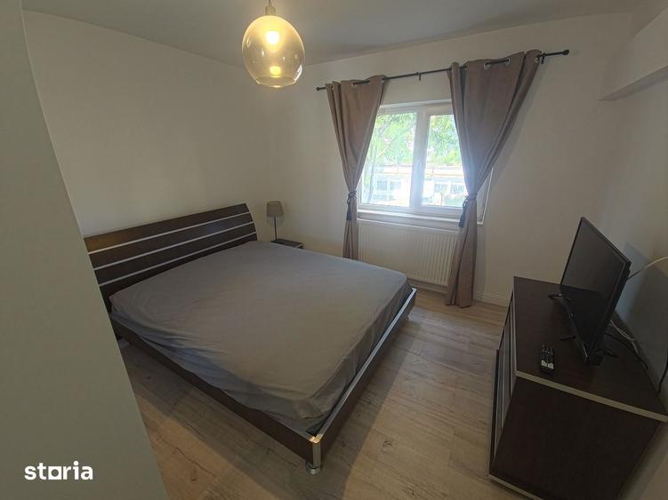Apartament cu 2 camere decomandat, mobilat în Delfinariu