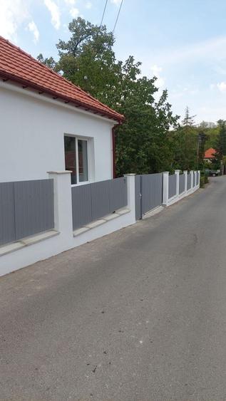 Casă cu 3 camere cu Teren 453 Mp în Central