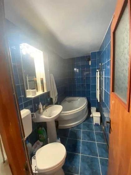 Apartament de inchiriat 2 camere zona Vitan - 1