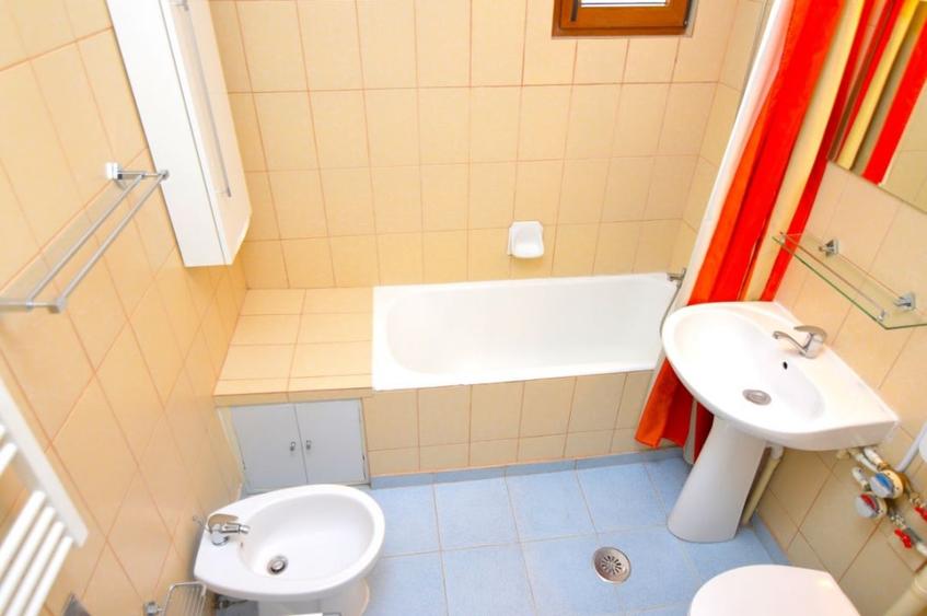 INCHIRIERE APARTAMENT 3 CAMERE UNIRII – TRAIAN - 18