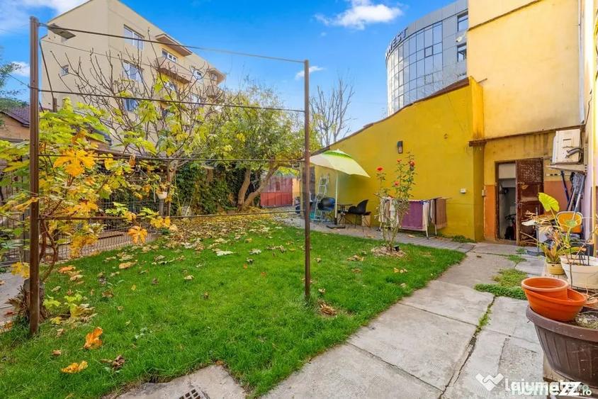 Casă cu 4 camere cu Teren 500 Mp în Podgoria