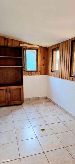 Casă cu 2 camere în Păușești
