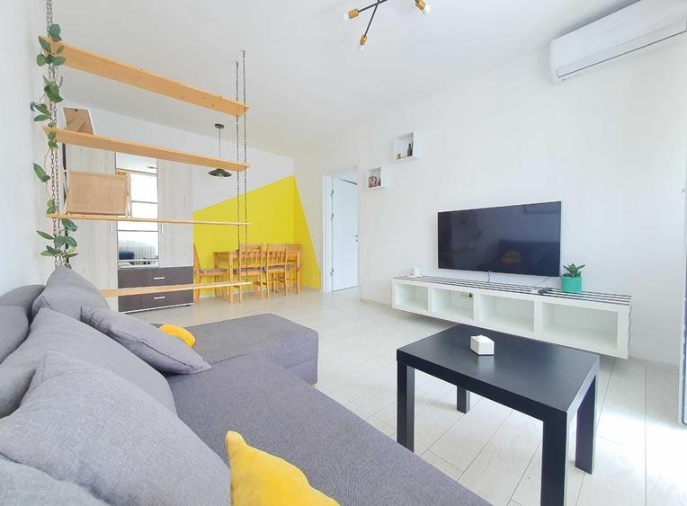 Apartament cu 2 camere semidecomandat, mobilat în Obor