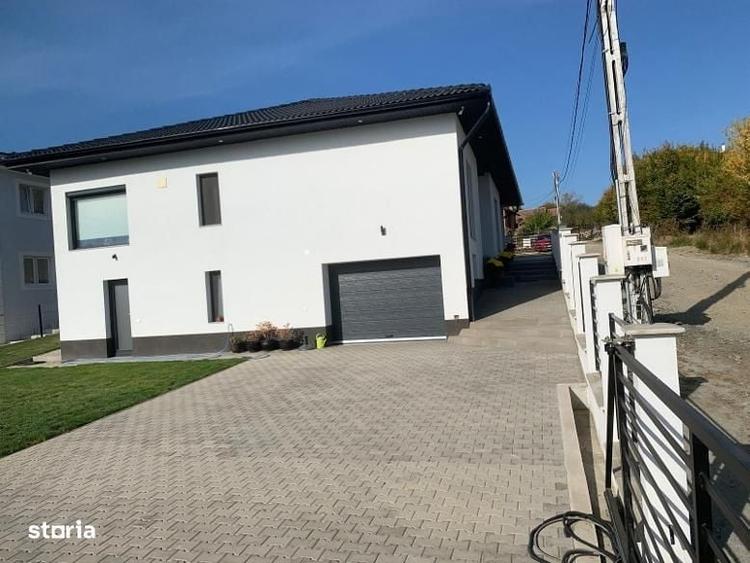 Casă cu 4 camere cu Teren 600 Mp în Sadu