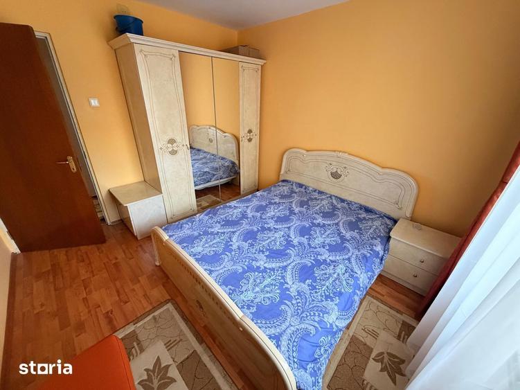 Apartament cu 3 camere decomandat, mobilat în Berceni