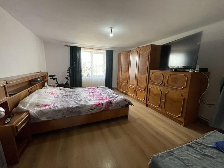 Casă cu 4 camere în Toager
