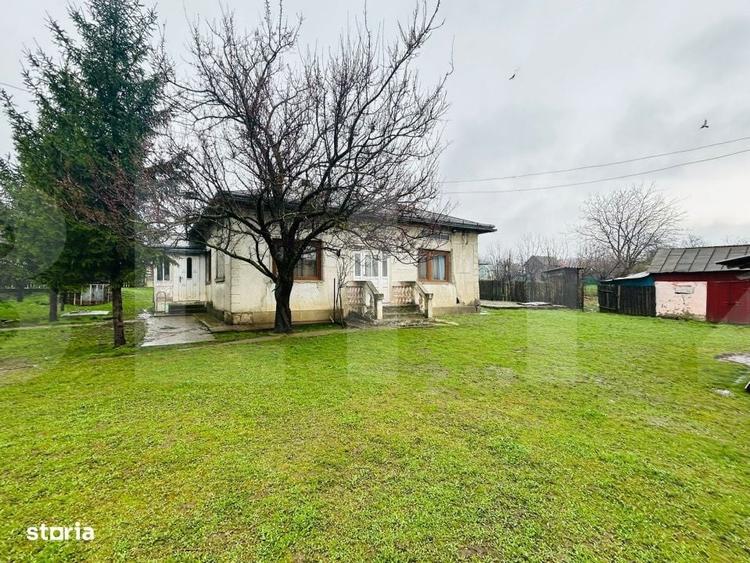 Casă cu 3 camere în Călinești
