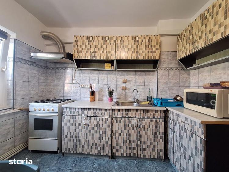 Apartament cu 3 camere decomandat, mobilat în Ciarda Roșie