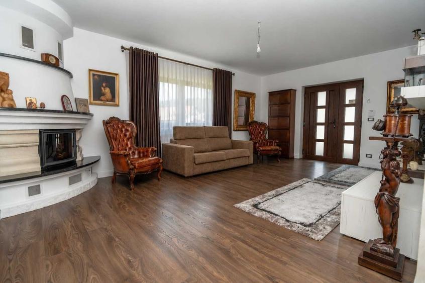 Casă cu 4 camere în Voroneț