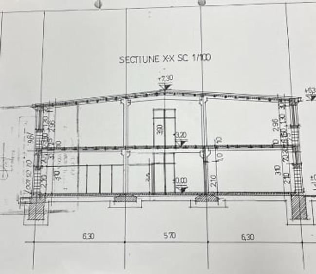 Spațiu industrial, de 2,200 mp, în Bariera Vâlcii