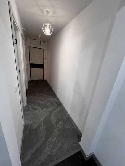 Apartament cu 2 camere semidecomandat în Exterior Vest