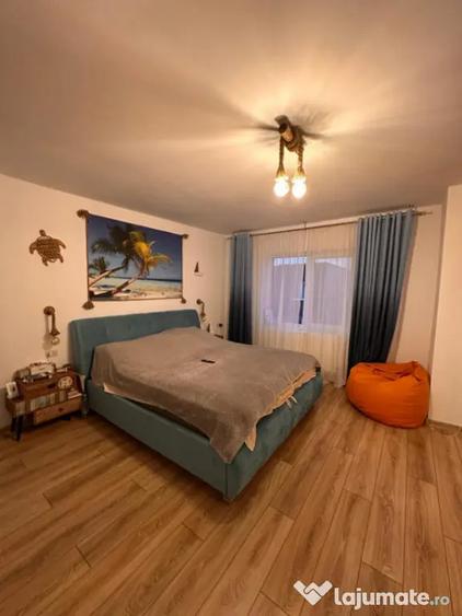 Casă cu 3 camere cu Teren 130 Mp în Central