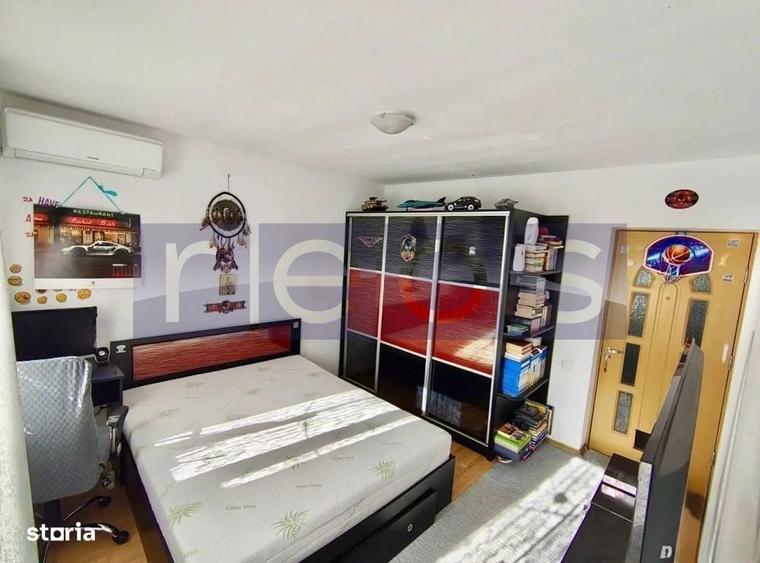 Casă cu 5 camere cu Teren 80 Mp în Pictor Rosenthal