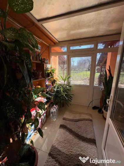 Casă cu 5 camere cu Teren 1600 Mp în Săcălășeni